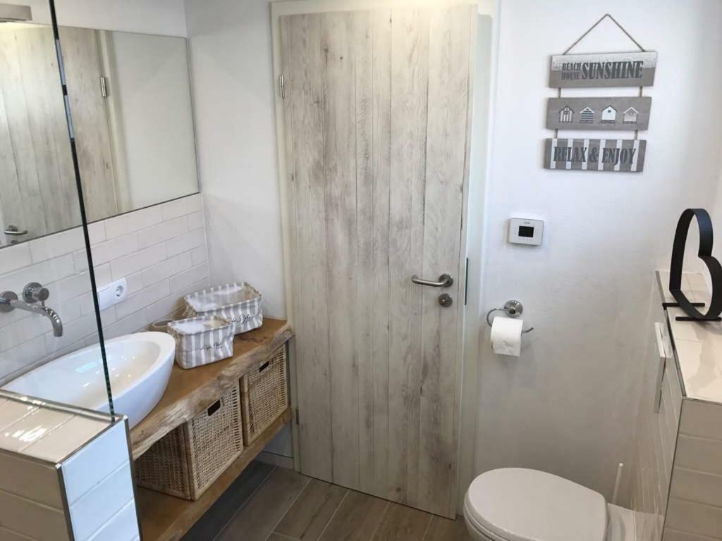 Ferienhaus Wattwurm Rysum Екстериор снимка