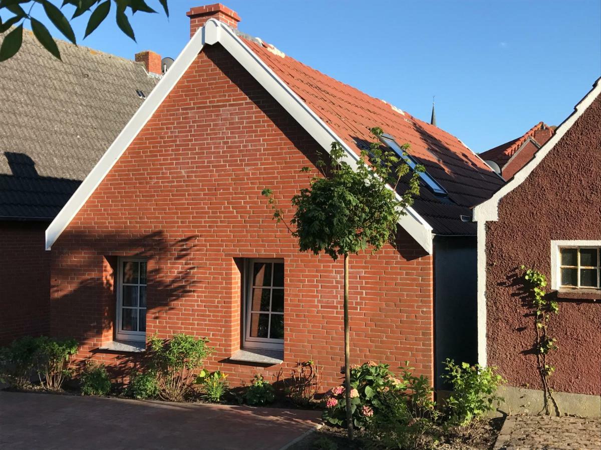 Ferienhaus Wattwurm Rysum Екстериор снимка