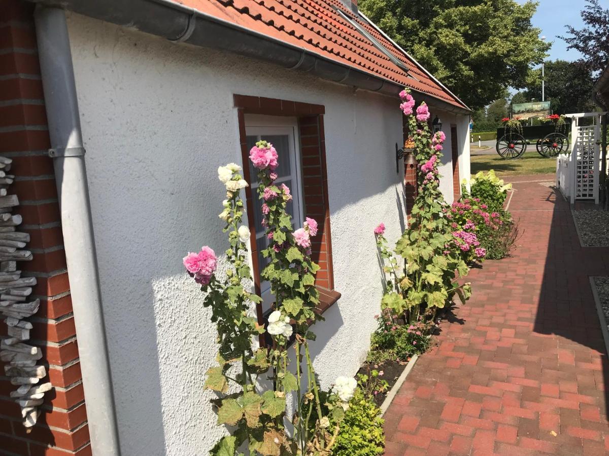 Ferienhaus Wattwurm Rysum Екстериор снимка